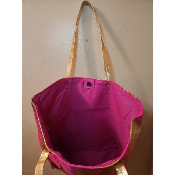 Pink Pineapple Tote Bag - Picture 3 of 3